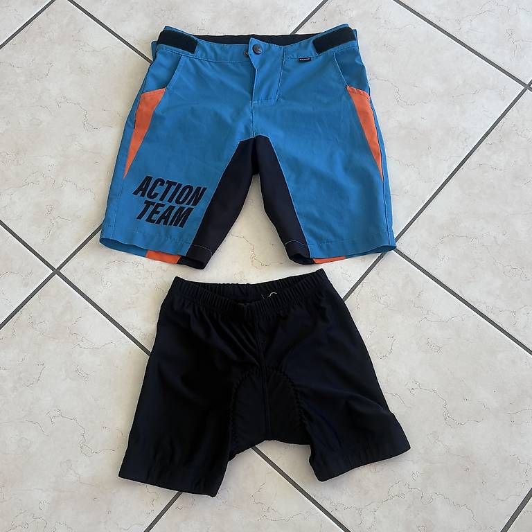 Hosen: Cube fahrradhose grösse 122/128 – Gebraucht aus Zimmerwald von wuff81