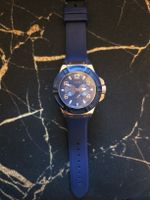 GUESS Steel Herren Chronograph W0247G3 – Blau/Gold