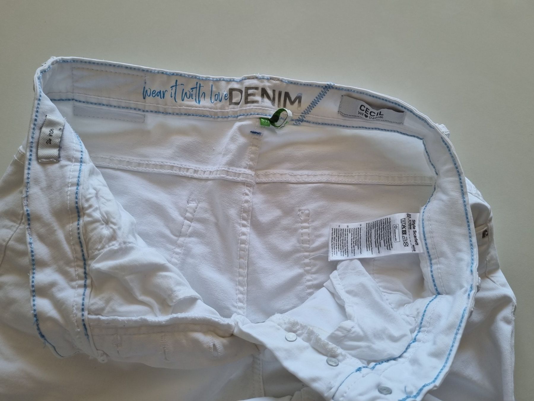 Cecil Jeans: Gr. 33 44 Cecil Jeans Damen weiss – Gebraucht aus Sutz von Dalilea 3