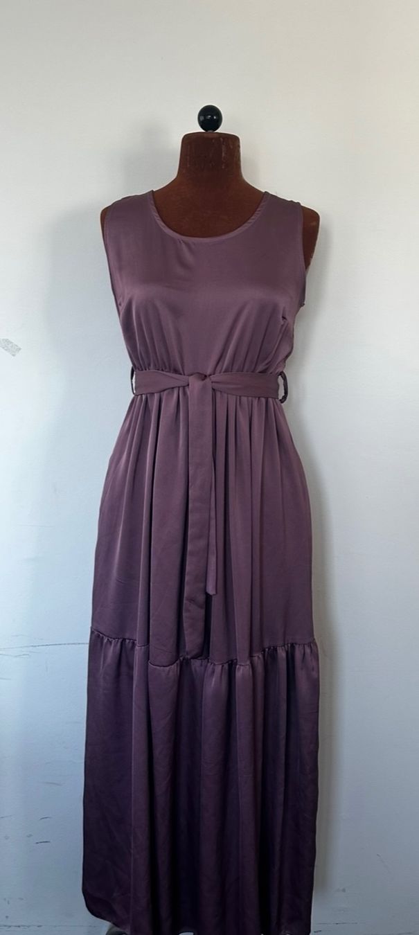 Kleider: New Collection Kleid Damen S – Gebraucht aus Ipsach von Lary_Sommer