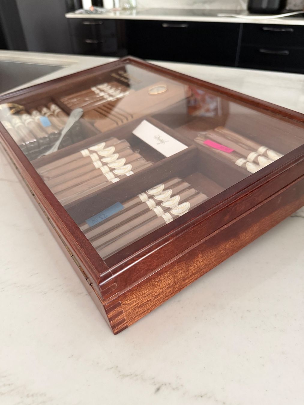 Humidore: Humidor mit 47 originalen Davidoff Zigarren – Gebraucht aus Safenwil von Corahund 2