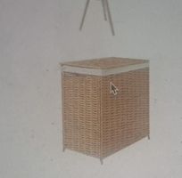Wäschekorb aus Rattan mit Einsatz – wie neu! IKEA