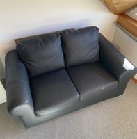 Bequemes 2-Sitzer-Sofa aus Kunstleder