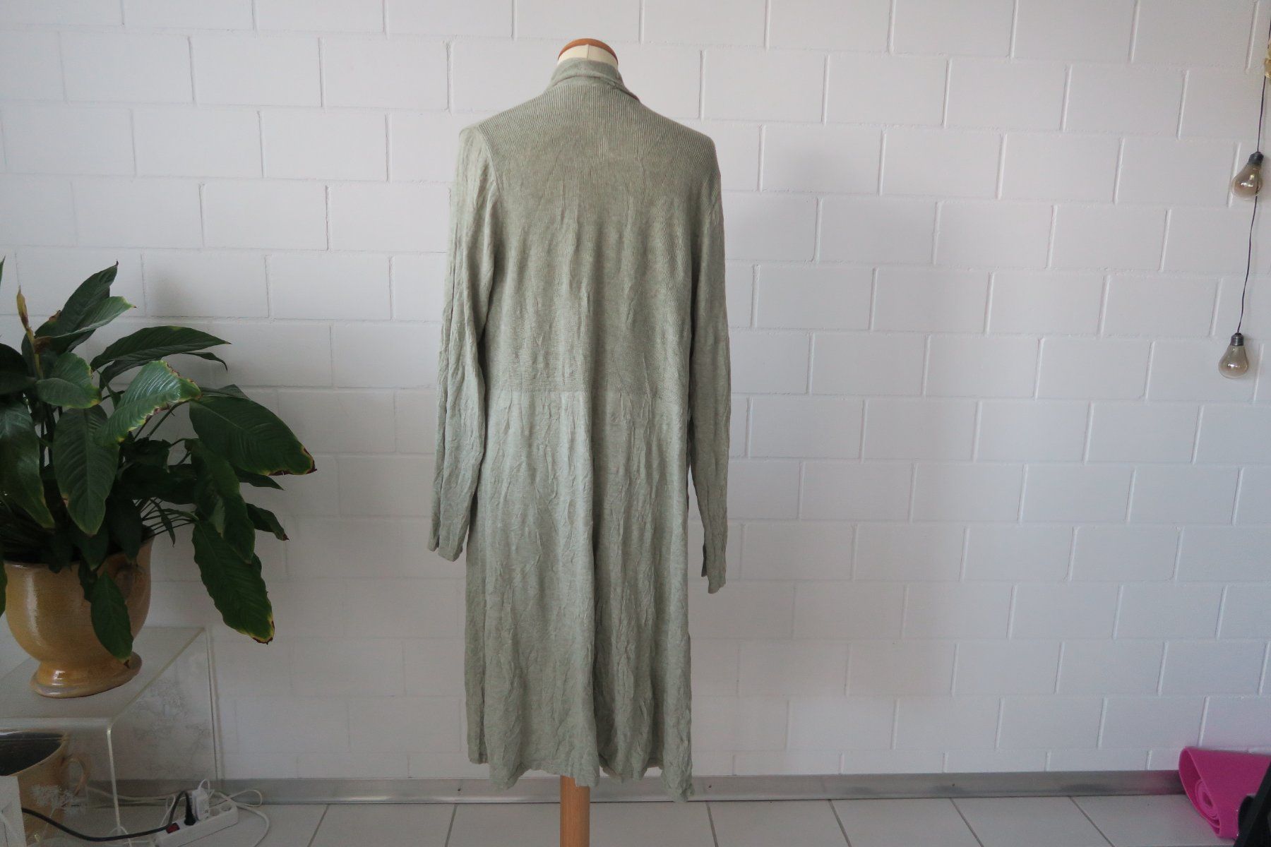 Nile Vestes: Strickjacke Nile Grösse M – Neuf (Voir description) à Worb par speakers01 2