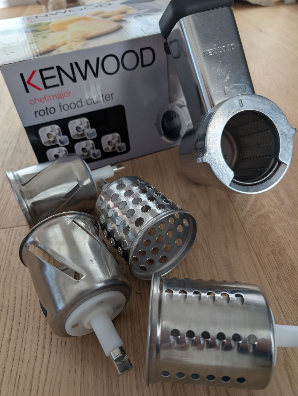Kenwood Elettrodomestici da cucina: Kenwood Trommeltaffel – Nuovo (secondo la descrizione) da Basel venduto da anitart 1