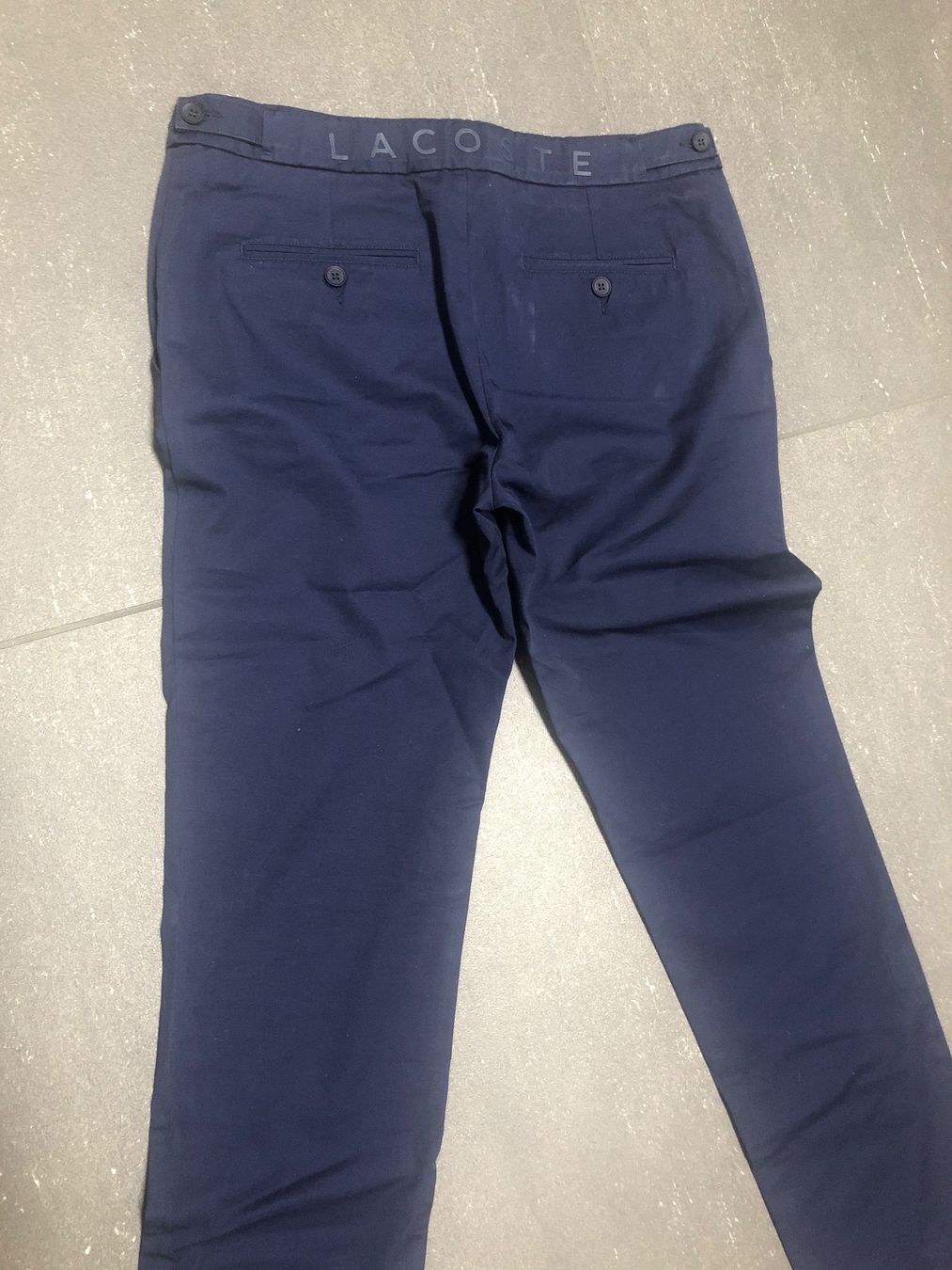 Lacoste Pantaloni: Lacoste Damenhose Gr. 34 – Usato da Vilters venduto da markus_85 1