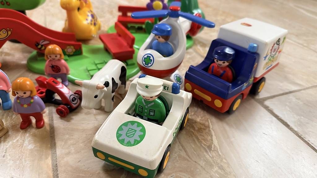 Playmobil Spielzeuge: Playmobil Junior Sammlung – Gebraucht aus Bilten von apollo_75 1