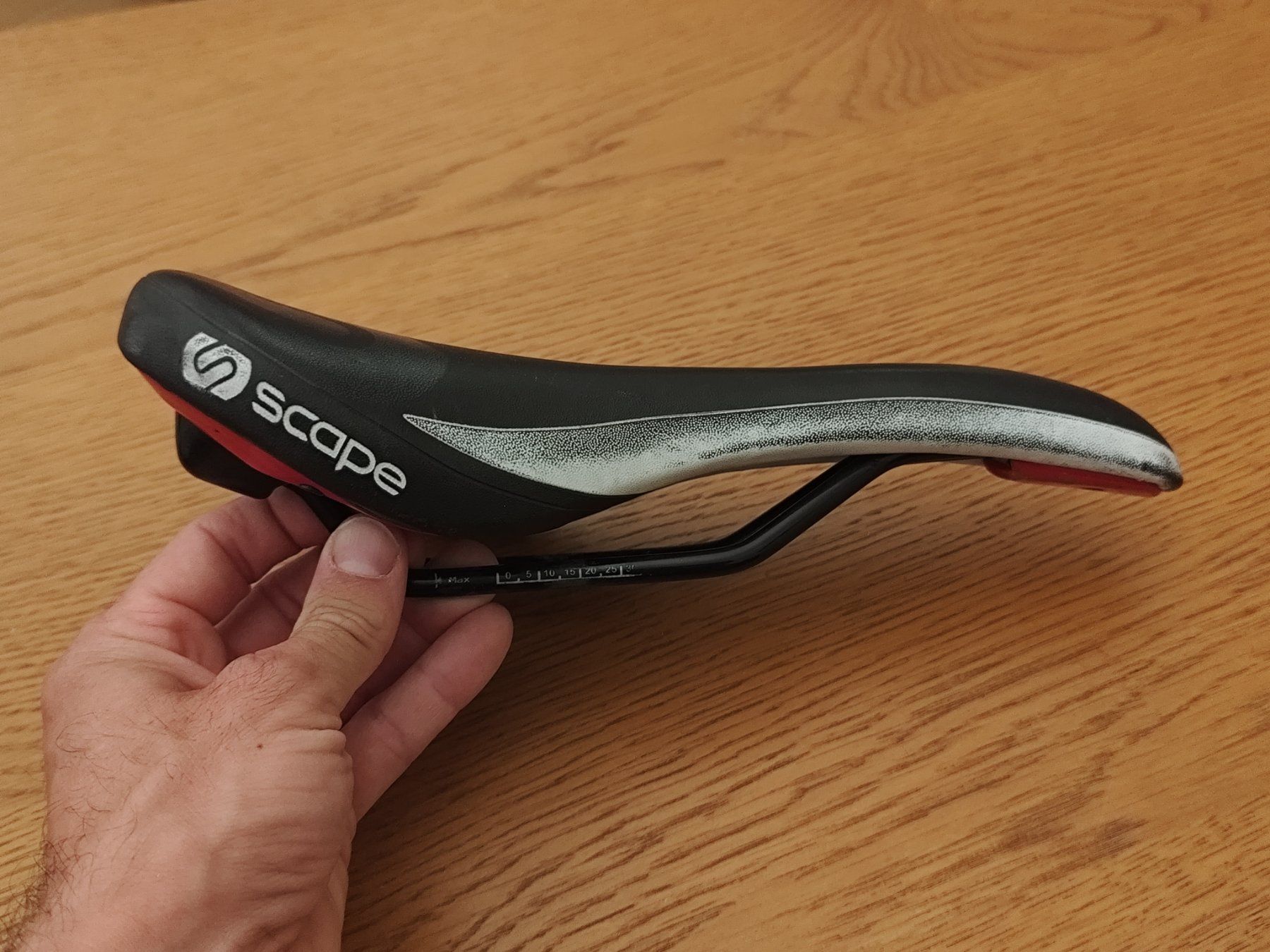 Pièces détachées: Selle Scape – D'occasion à Neuchâtel par man_xlr9