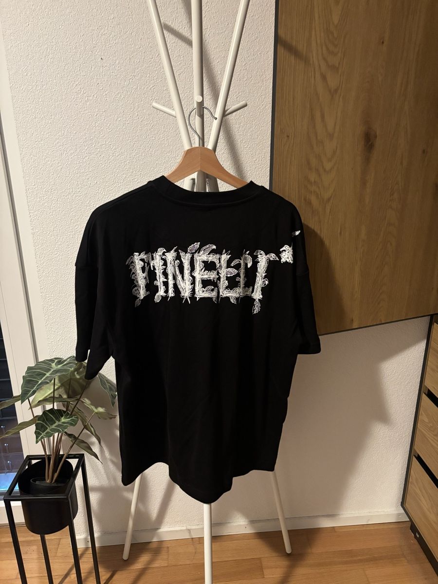 T-shirts: T-Shirt Finelli – D'occasion à Rorschach par Mazzriki 2