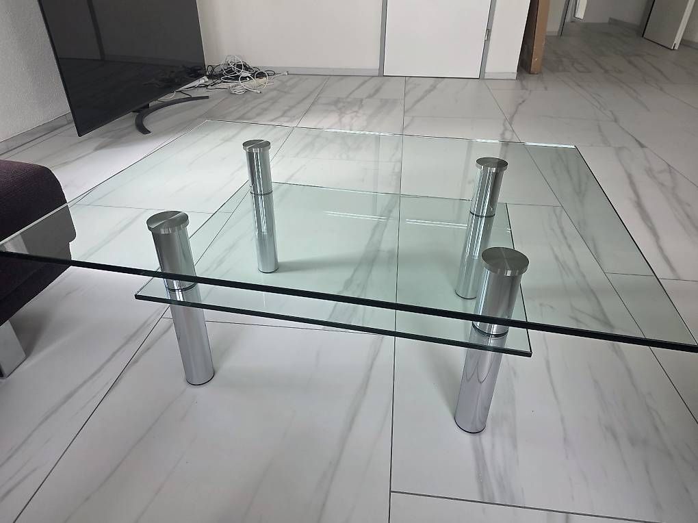 Tische: Moderner Glastisch / Couchtisch mit Chrombeinen – Gebraucht aus Uznach von qun_mxh9 3
