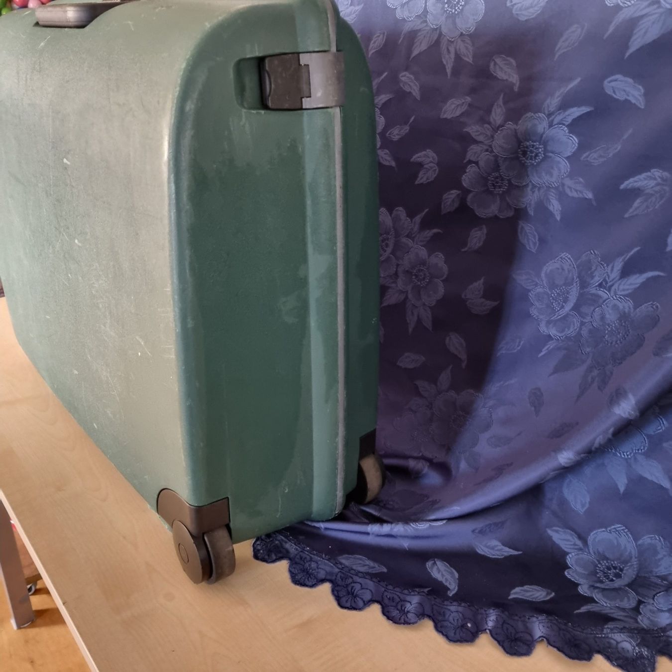 Valises de voyage: Koffer Schallenkoffer – D'occasion à Kriens par gra_fhn7 1