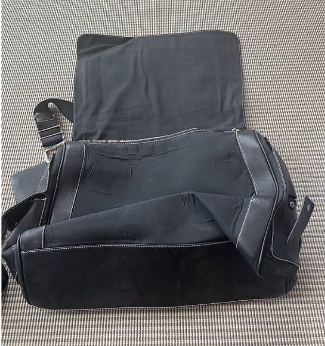Versace Borse: Sac Versace – Usato da La Croix (Lutry) venduto da patricia150392 3