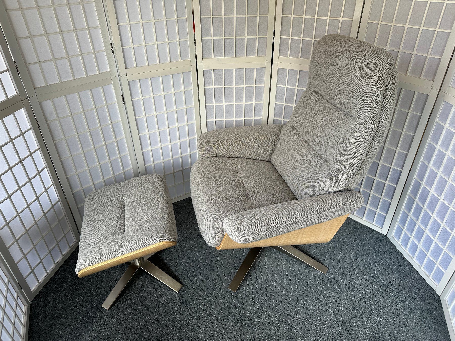 Sessel: Relax Sessel Amasra Stoff grau Eiche hell inkl. Hocker – Neu und originalverpackt aus Unterentfelden von moebelrufli 9