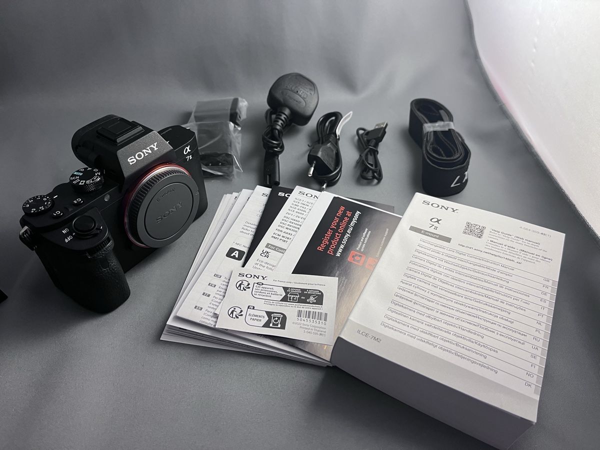 Sony Kamera: Sony A7II comme neuf seul. 1277 déclenchements – Neu (gemäss Beschreibung) aus Boudry von martin8mum 5
