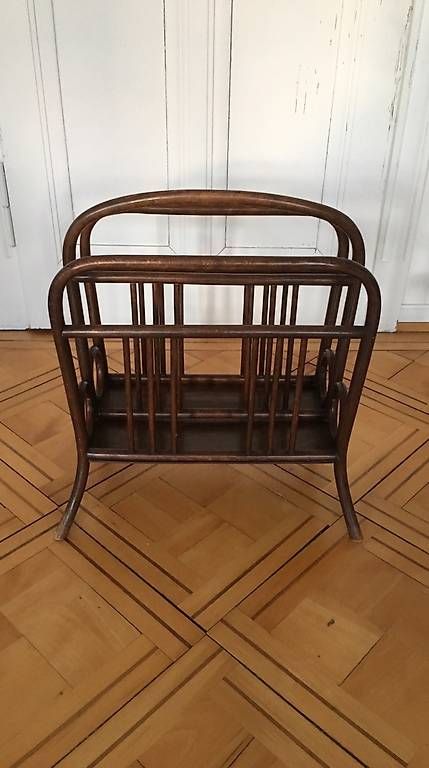 Autres articles pour la maison: THONET Zeitschriftenständer – D'occasion à Bütschwil par Biberli59 1