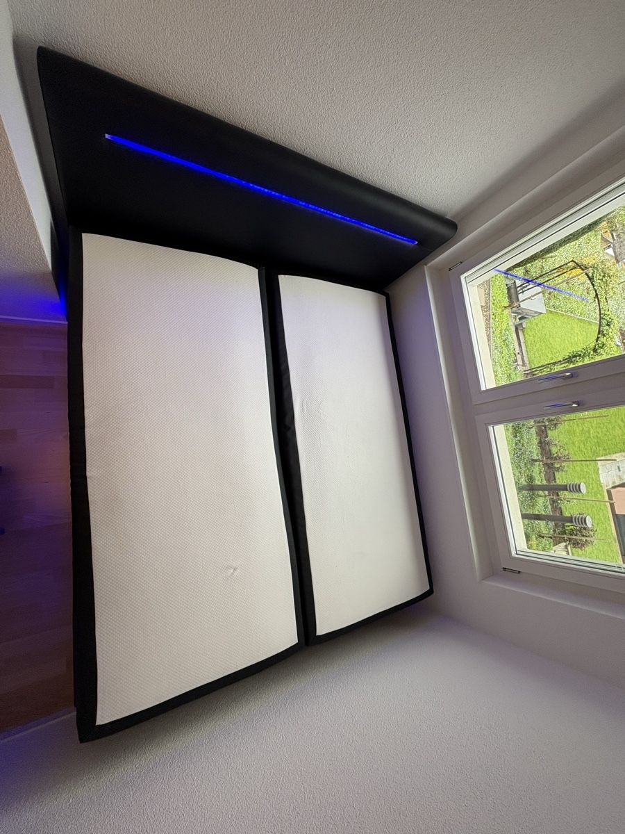 Letti: Boxspringbett 180x200cm mit LED Beleuchtung schwarz – Usato da Eglisau venduto da MBechtel 1