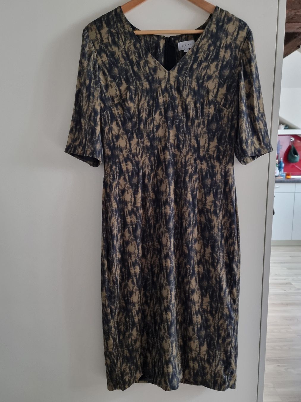 Vestiti: JIGSAW Designer Seidenkleid Gr. 38/40 – Usato da Interlaken venduto da NataliiaS