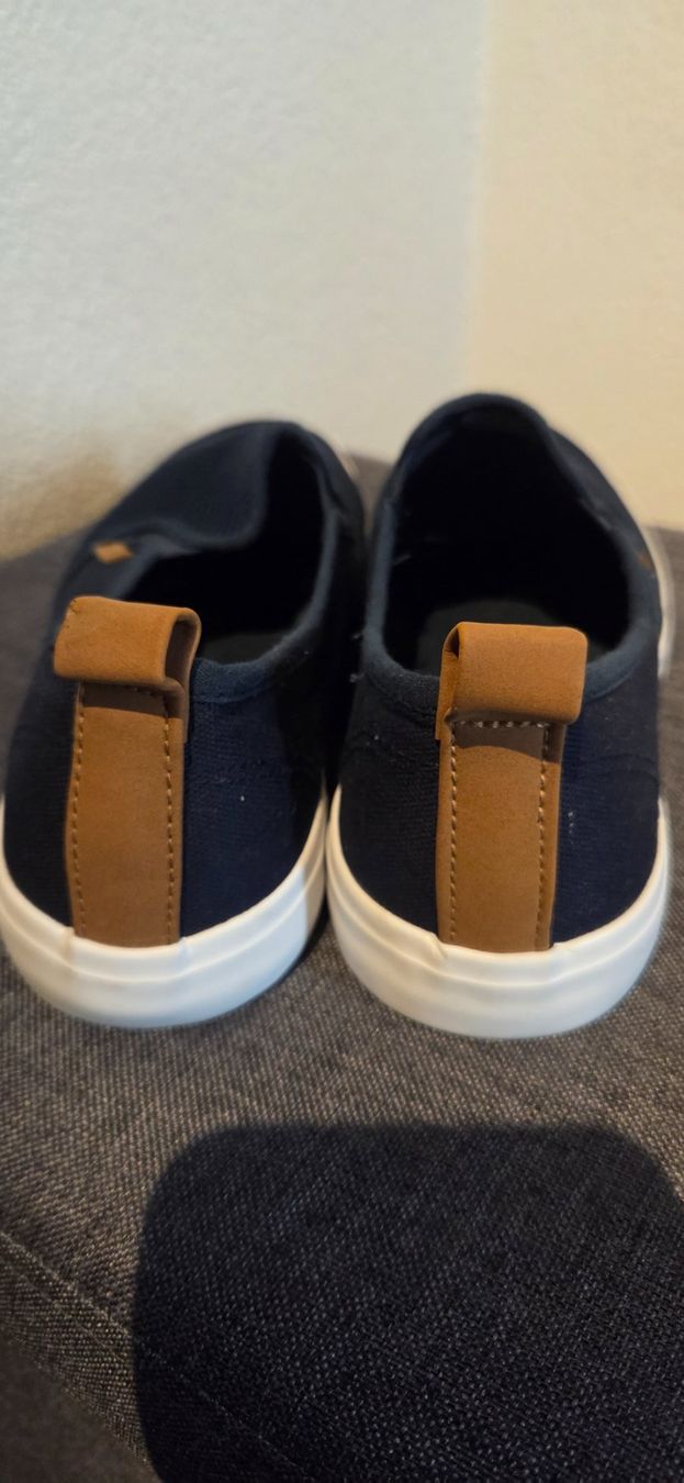 Scarpe da uomo: ZZZ: Stoffschuh Grösse 43 – Nuovo (secondo la descrizione) da Bremgarten b. Bern venduto da Marge7979 2