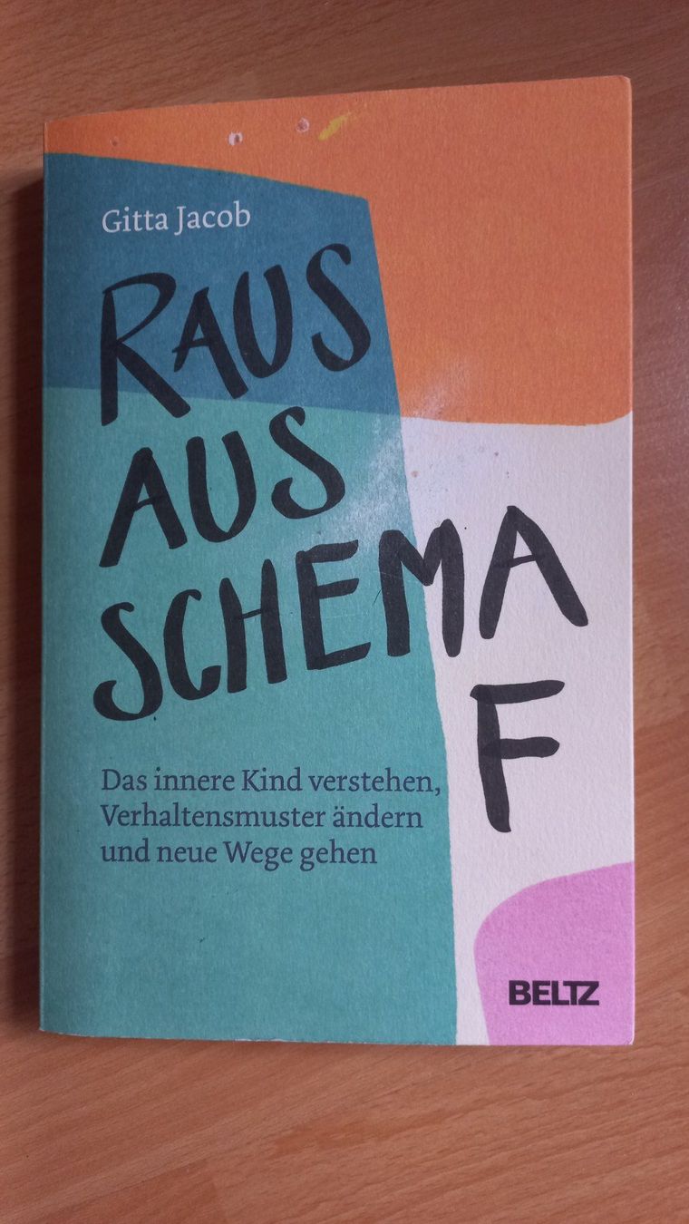 Libri: Buch: Raus aus Schema F – Nuovo (secondo la descrizione) da Beckenried venduto da Wmarcie