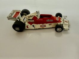 Yaxon Racing Team Italy Mc Laren M26 1-43  18