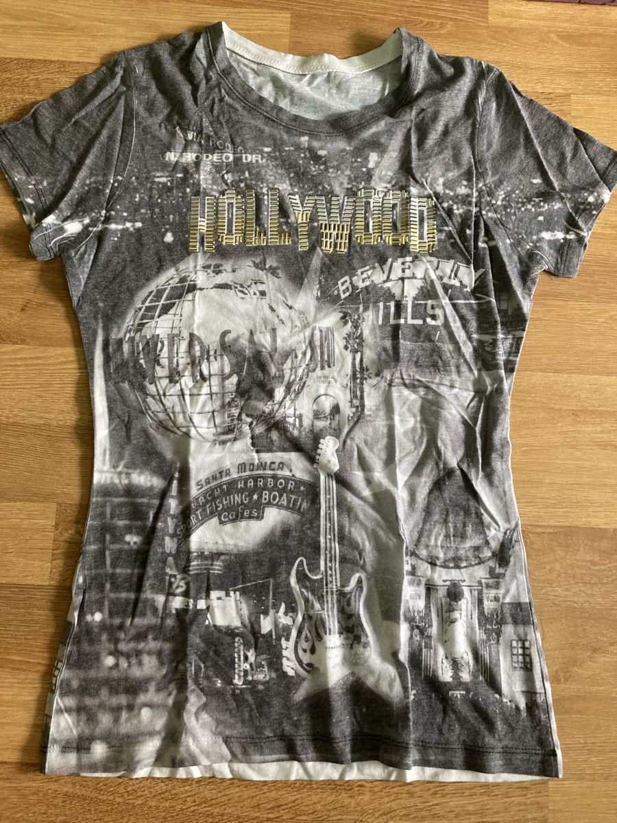 T-Shirts: Hollywood Damenshirt S – Gebraucht aus Emmenbrücke von JJ_89