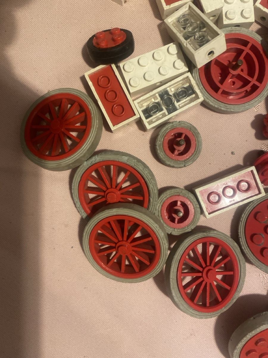 Lego Kit di costruzioni: Lego Räder und Achsen  – Usato da Zürich venduto da Manuelemilie 1
