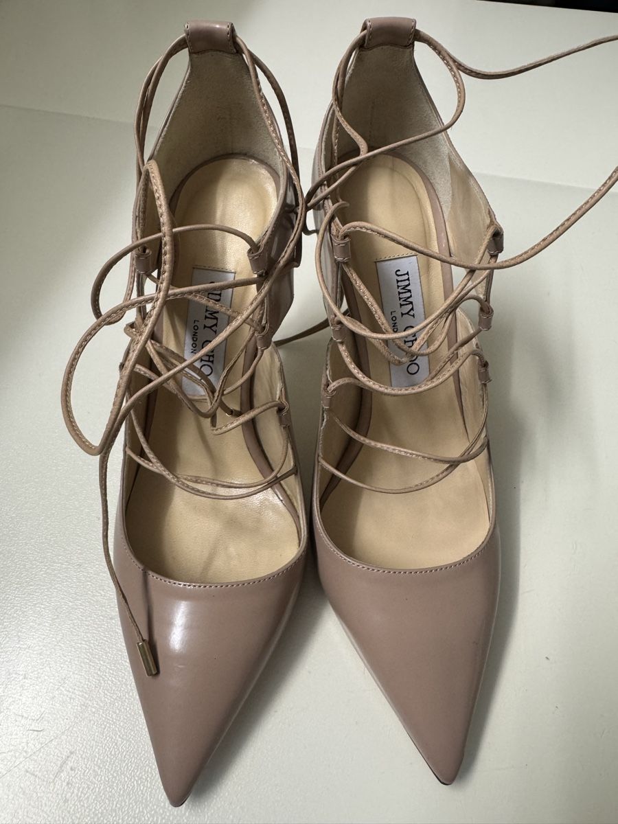 Jimmy Choo Scarpe da donna: Jimmy Choo Pumps – Nuovo (secondo la descrizione) da Rotkreuz venduto da Mini_mela33