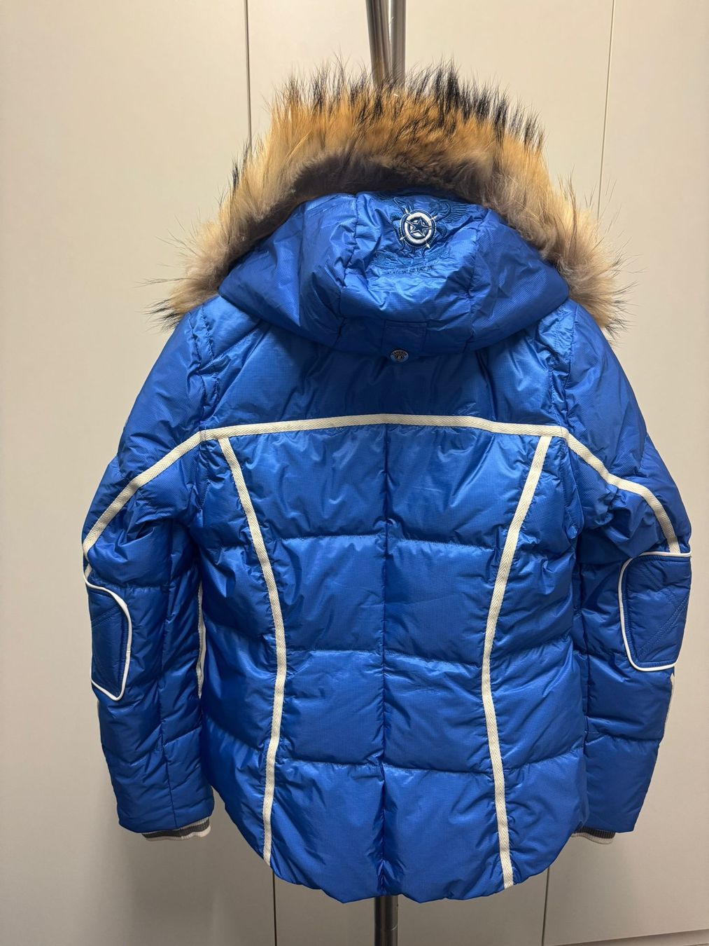 Bogner Giacche: Bogner blaue Daunen Steppjacke Gr.36/S – Nuovo (secondo la descrizione) da St. Gallenkappel venduto da mytimes 2