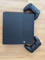 Sony Playstation 4 - Konsole mit 2 Controller, Top Zustand!