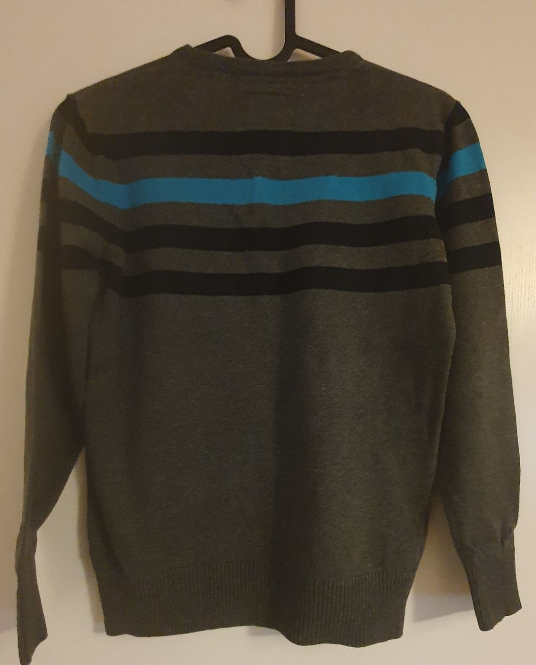 C&A Pullover & Sweatshirts: Pullover Gr. 134/140 – Gebraucht aus Volketswil von Dokinka 1