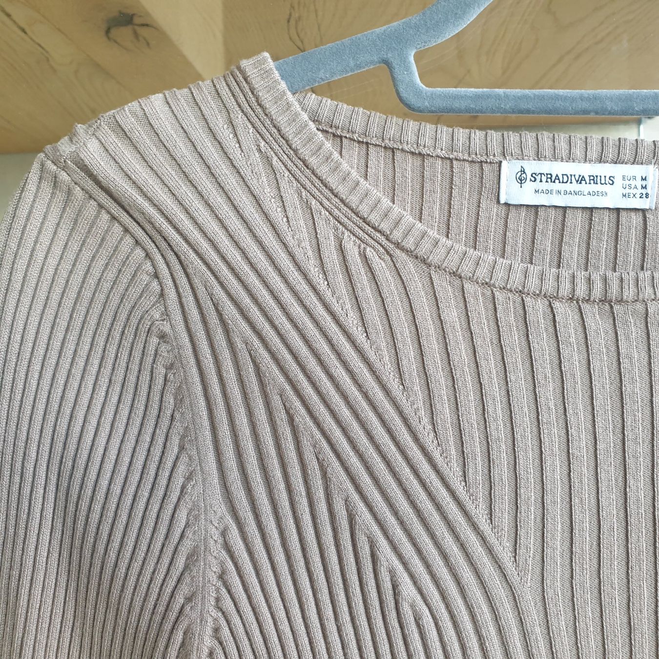 Stradivarius Maglioni & Felpe: 🐸 STRADIVARIUS VISKOSE PULLOVER M – Nuovo (secondo la descrizione) da Môtier (Vully) venduto da Frogs 3