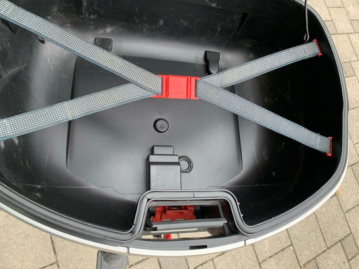 Givi Topcase: TopCase GIVI – Usato da Herisau venduto da Grandus 2