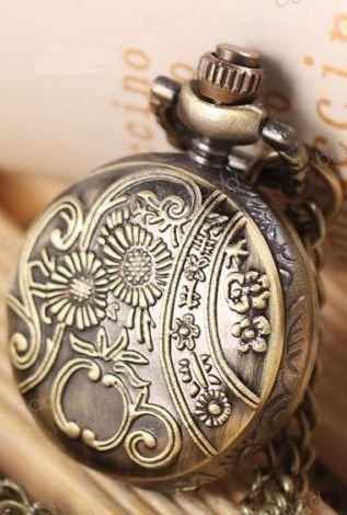 Orologi: Umhängeuhr Bronze mit Spring-Deckel + Kette – Nuovo e nell'imballaggio originale da St. Margarethen TG venduto da ursk10 6