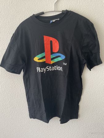 Schwarzes Playstation T-Shirt, Grösse S, Top Zustand!