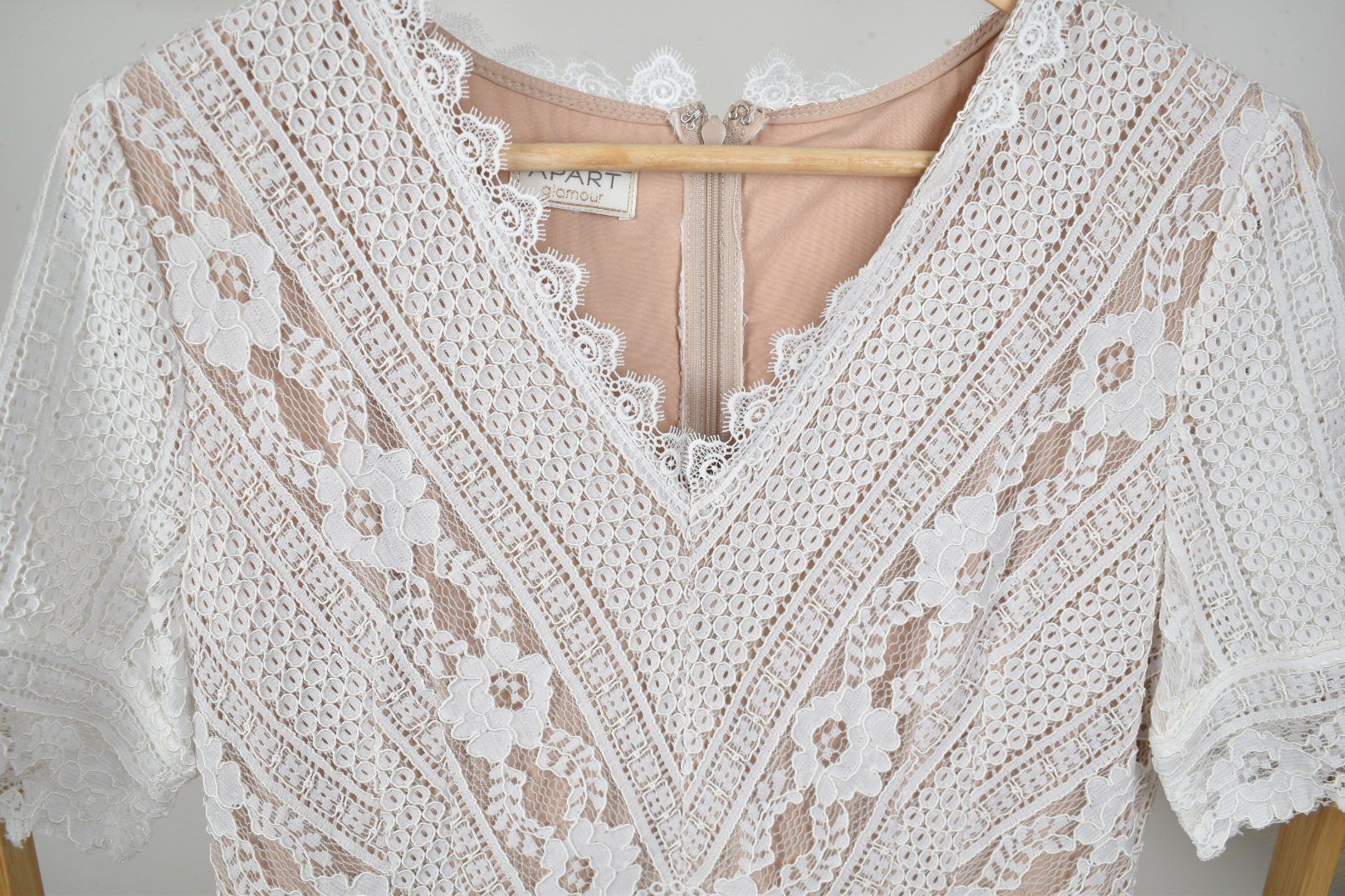Robes: Apart Glamour Kleid, Gr.38 – Neuf (Voir description) à Nürensdorf par 2ND_STORY 1