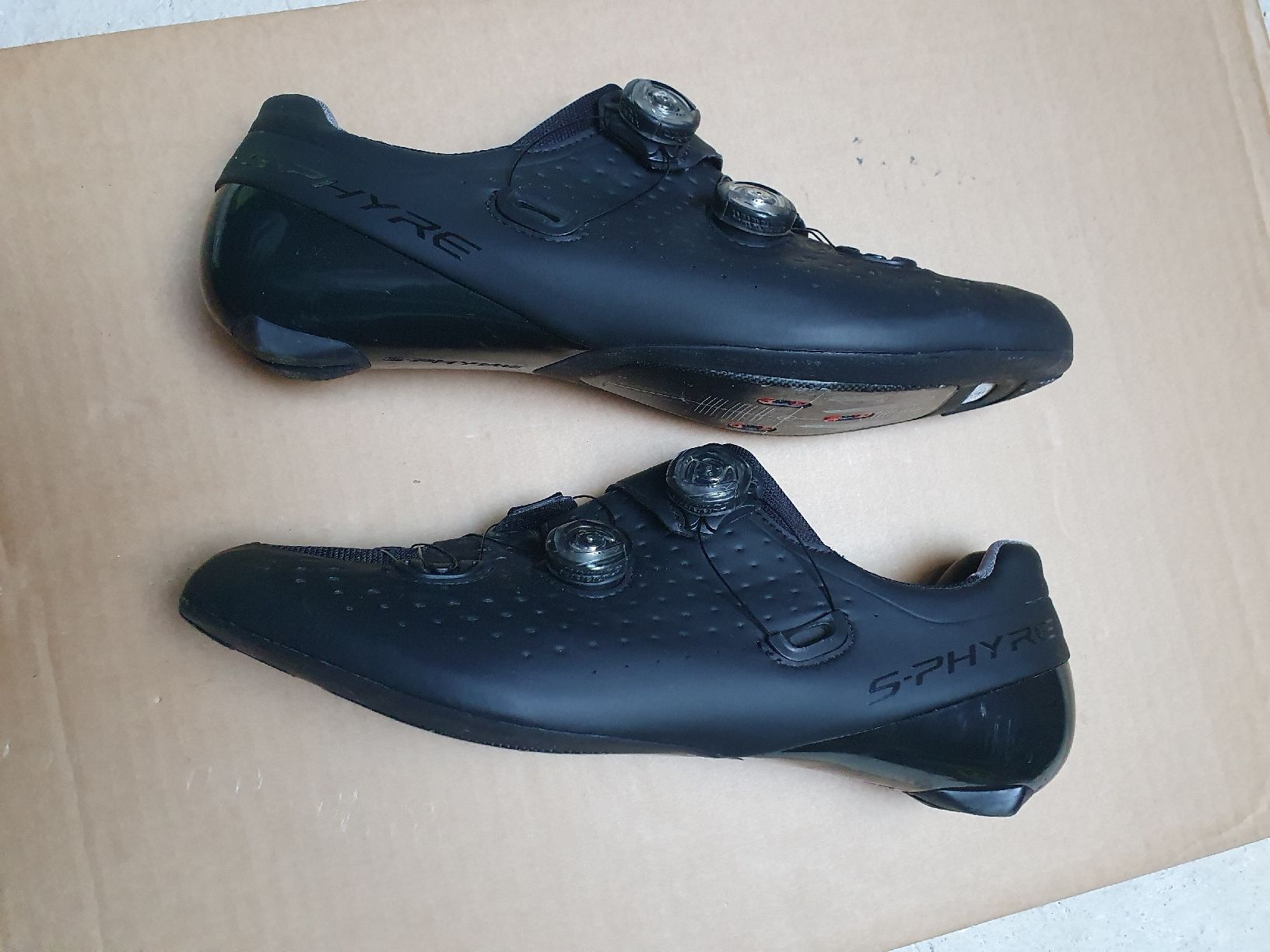 Chaussures Shimano RC900 S-PHYRE Noir – Taille 43,5 / 9,3 US – Occasion Neuves