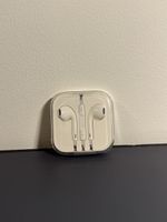 Original Apple EarPods (Aux)