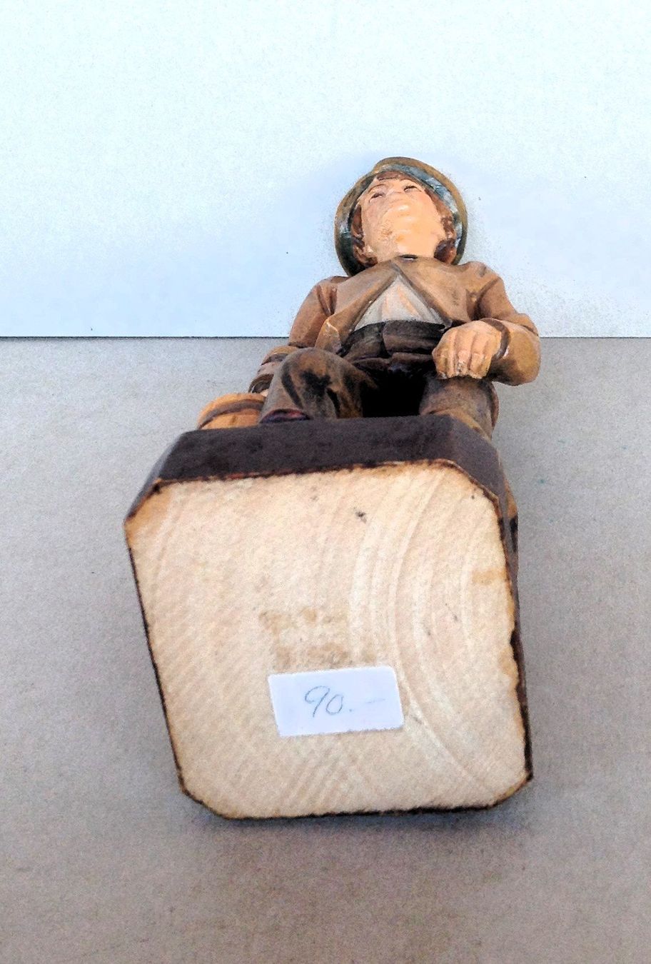 Statuette: geschnitzte Holzfigur eines Melkers – Usato da Alpnach Dorf venduto da MZ001 4
