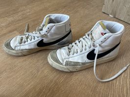 Nike Blazer Mid ’77