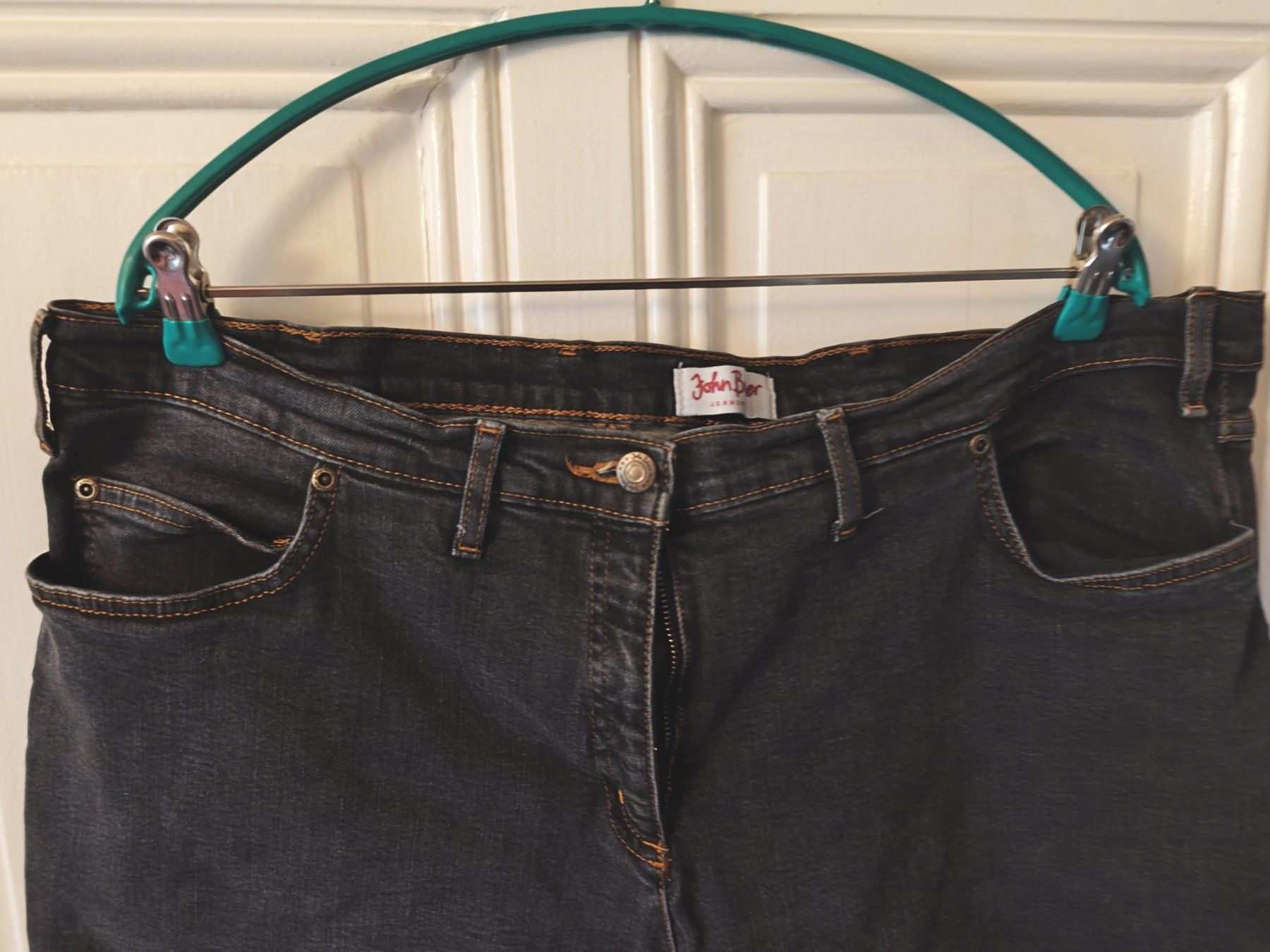 John Baner Jeans: JOHN BANER : Jean anthracite XXL – Usato da Petit-Lancy venduto da lilycerise 1