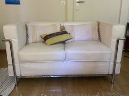 Weisses LederSofa 2-er Sitz mit Chromgestell