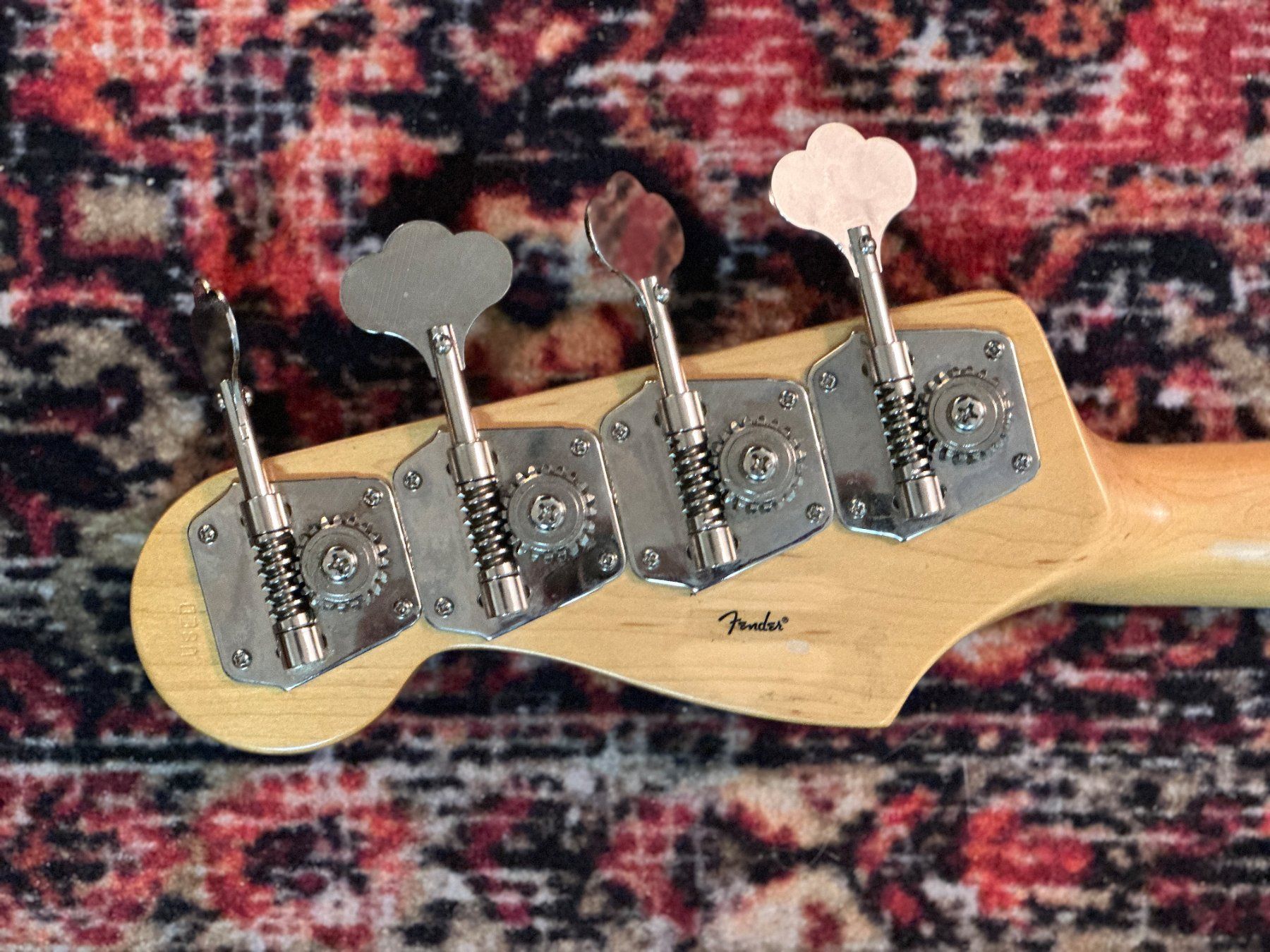 Fender Strumenti musicali: Fender Jazz Bass – Usato da Zürich venduto da kusibater 6