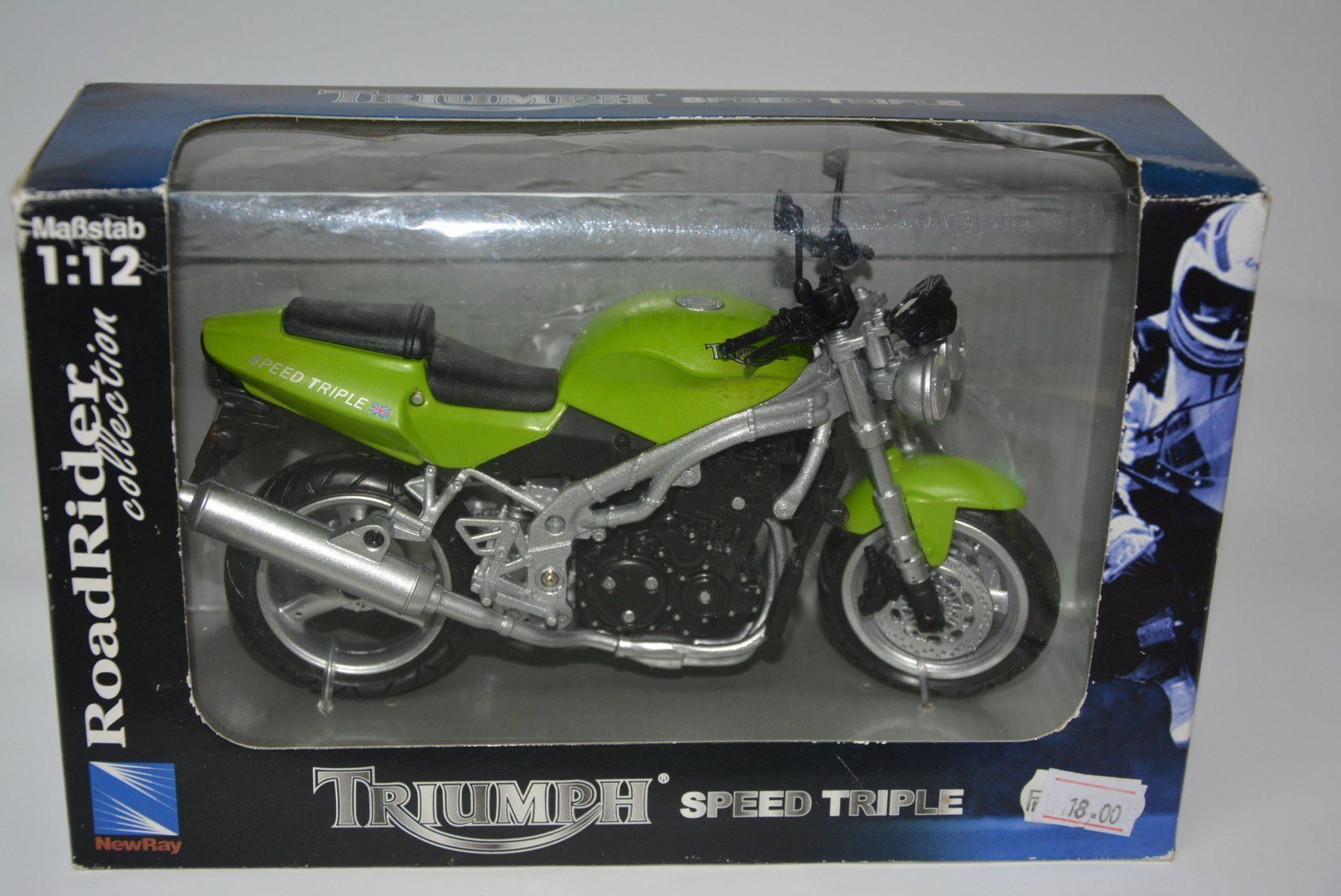 Kit di modellismo & Modellini statici: Triumph Speed Triple , NewRay , 1:12 – Nuovo e nell'imballaggio originale da Goldach venduto da Feivel9