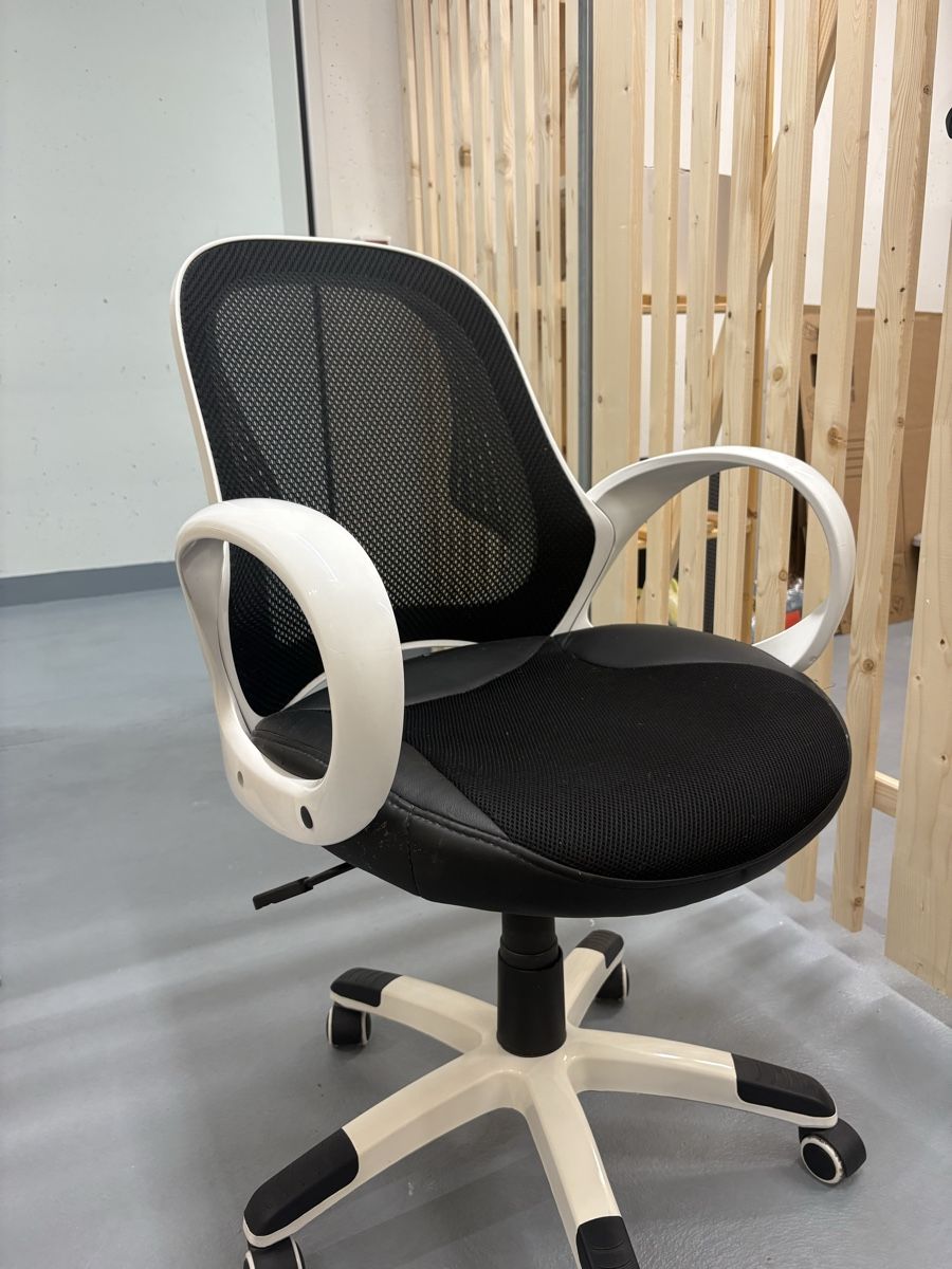Chaises: Bürostuhl – D'occasion à Niederrohrdorf par sve_xtf 1