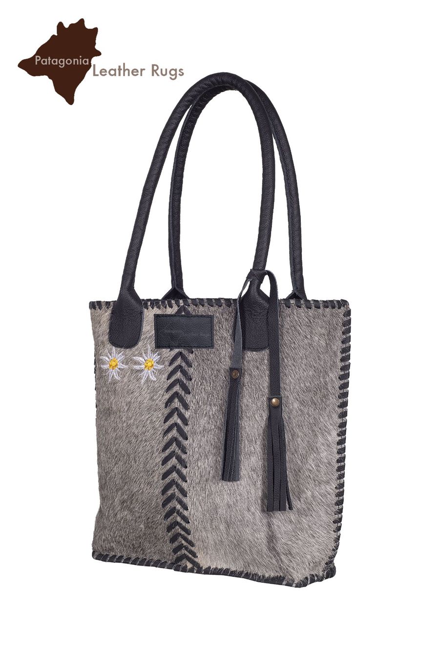 Taschen für Damen: Handtasche aus echtem Kuhfell Edelweiss – Neu und originalverpackt aus Arbedo von patagonialeatherrugs 1