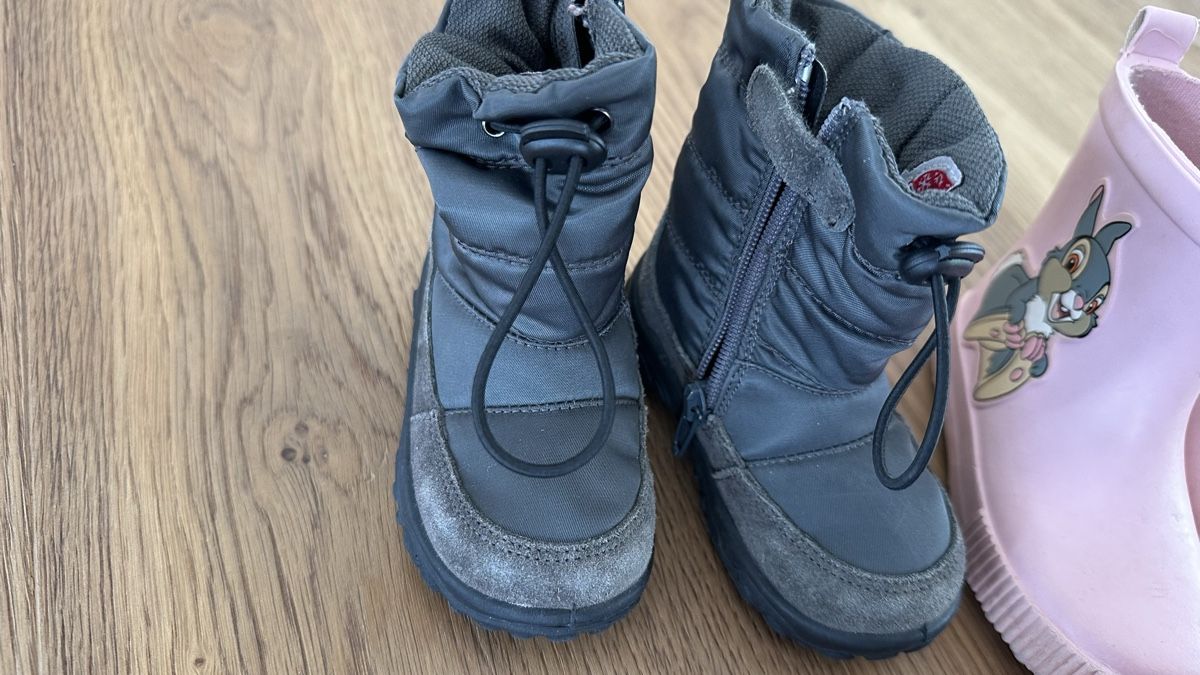 Schuhe für Jungen: Kinder Schuhe & Winterstiefel, Grösse 20-22! – Gebraucht aus Triboltingen von muehlepark6you 1