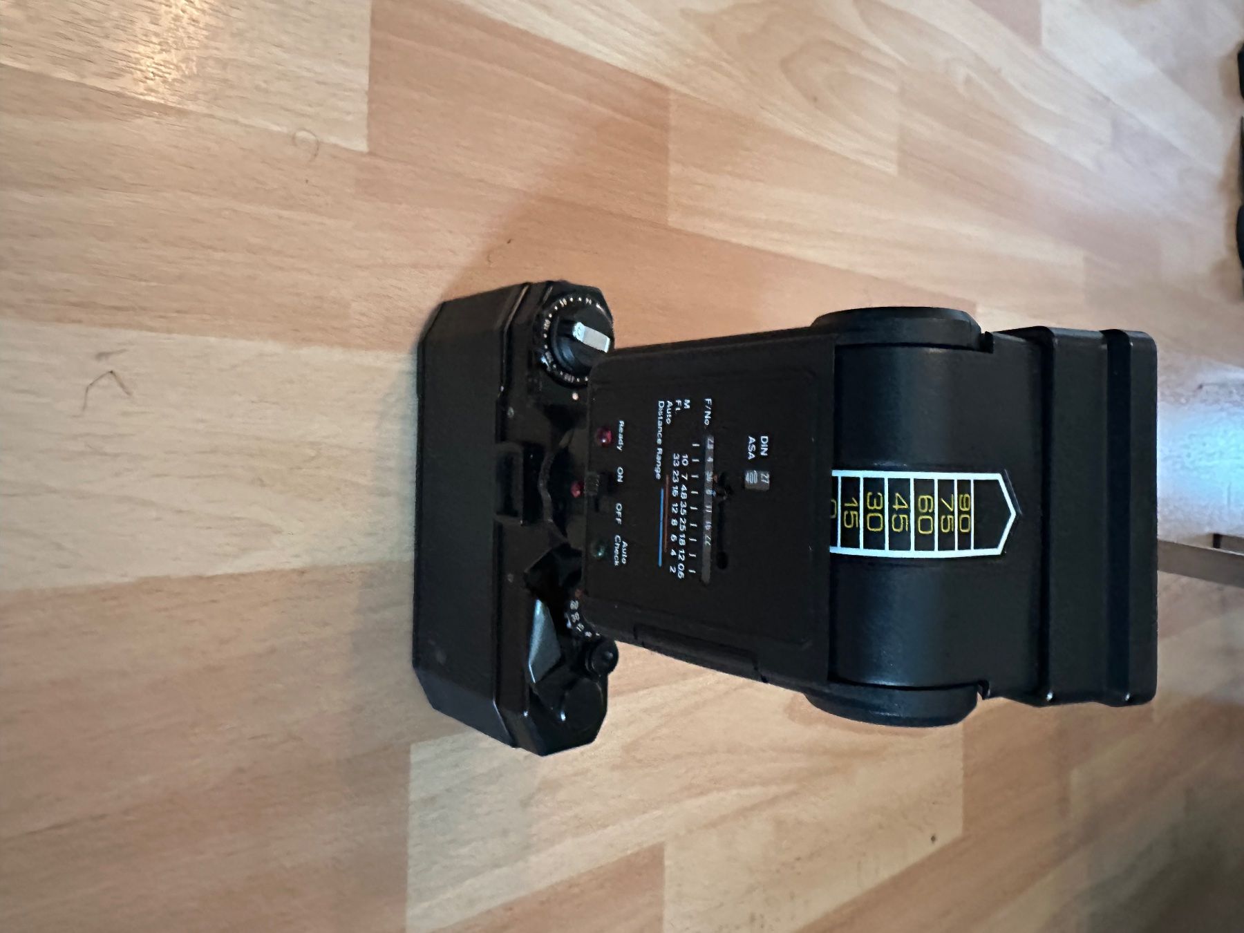 Fotocamera: Carena Sx-300 Spiegelkamera. – Usato da Bützberg venduto da Chisco 3