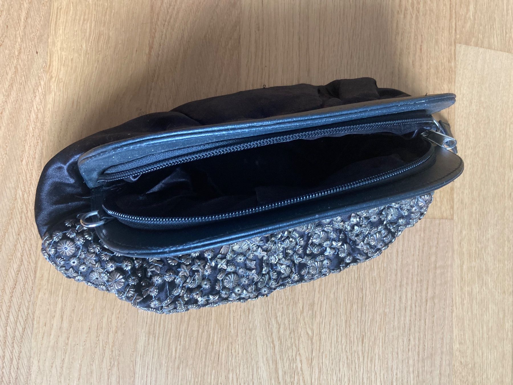 Borse da donna: Clutch bestickt – Usato da Zürich venduto da beckybron 2