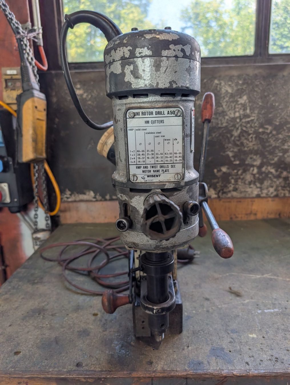 Duss Bohrmaschinen: Kernbohrmaschine DUSS ACE 50 gebraucht – Gebraucht aus Buchberg von Stahlbau3 3