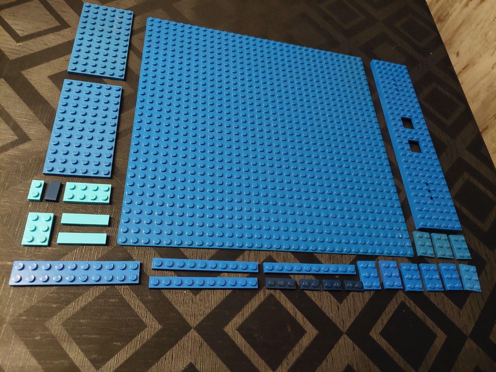 Lego Giocattoli: Diverse  Lego  Platten  blau – Usato da Zetzwil venduto da sti_x9xf